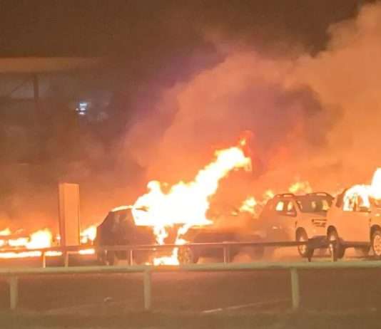 Alarmstufe Rot in Neukaledonien: Macron ruft den Notstand aus Unruhen_Noumea_ScreenX