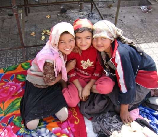 Proteste während des Staatsbesuchs des chinesischen Präsidenten in Frankreich erwartet Uiguren