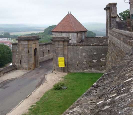 Langres – Entdeckungstour durch eine Festung aus der Vergangenheit Langres