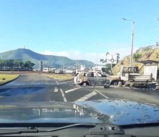 Gewalt in Neukaledonien: Warum der Archipel erneut brennt – Hintergründe Noumea-Gewalt-ScreenX