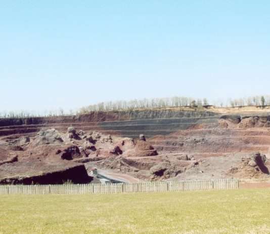 Vulkanische Abenteuer: Eine Zugreise zum Lemptégy in der Auvergne Puy_de_Lemptegy_02