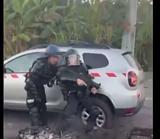 Dramatische Entwicklungen in Neukaledonien: Polizist erschießt Mann nach Macrons Abflug Unruhen_Noumea_Neukaledonien_ScreenX