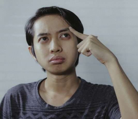 Wenn man jemandem gehörig auf den Keks geht: „Faire chier quelqu’un“ Sich-fragen-nachdenken