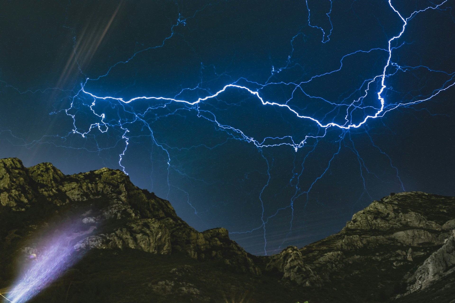 Unwetter in der Dordogne: Hagel und heftige Regenfälle verursachen massive Schäden