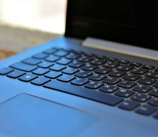 AZERTY: Ein Tastaturlayout mit französischem Charme und einigen Tücken Tastatur_Laptop