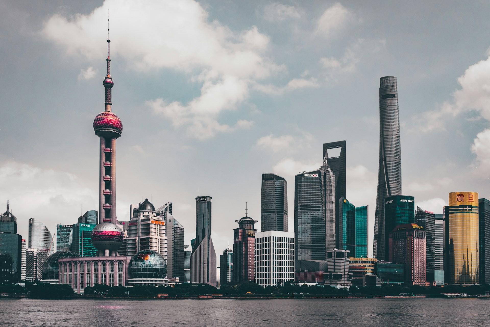 Chinas Rolle in Europa: Zwischen wirtschaftlicher Chance und demokratischer Herausforderung