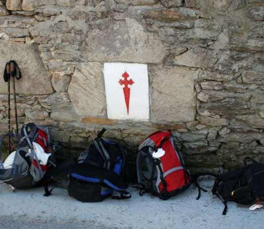 Tragisches Ende auf dem Pilgerweg: Französischer Pilger stirbt auf dem Weg nach Santiago de Compostela Jakobsweg