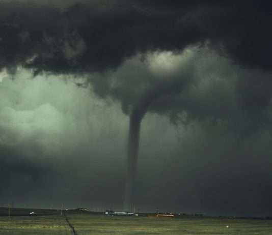 Verheerende Tornados treffen Texas Tornado