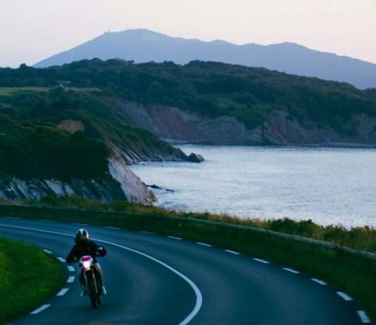 Erosion bedroht legendäre Küstenstraße im Pays Basque Corniche_Hendaye
