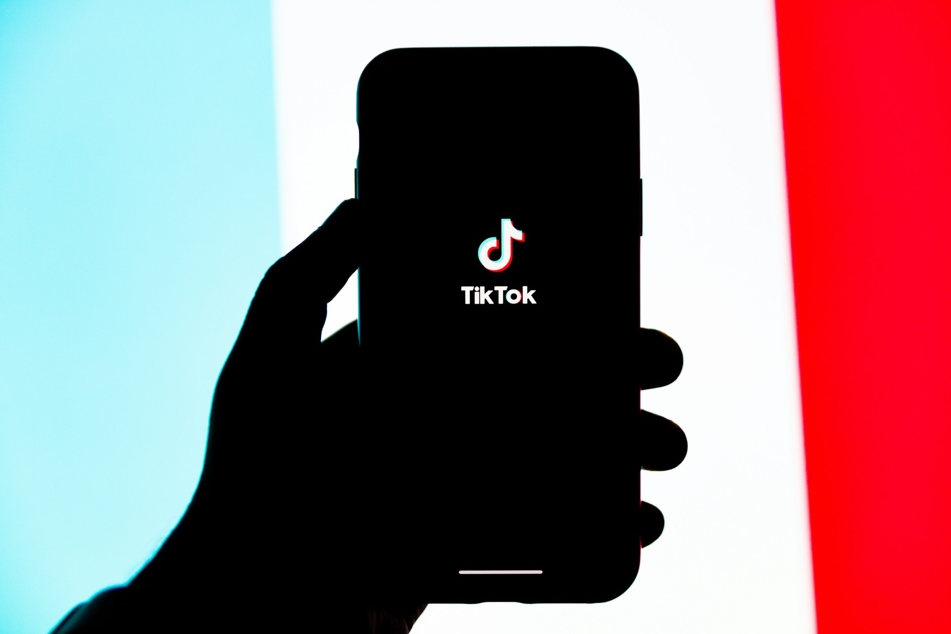Nein, TikTok wird in Frankreich ab dem 25. Januar nicht verboten!