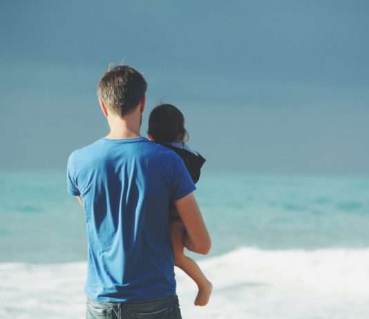 Sommerglück für alle: Wie der Secours populaire seit 80 Jahren Ferien-Träume wahr macht Ferien_Meer