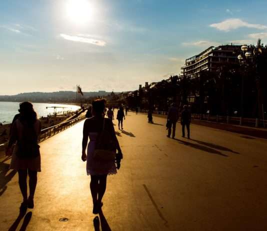 Cannes: Ein Spaziergang entlang der glitzernden Croisette Croisette_Cannes