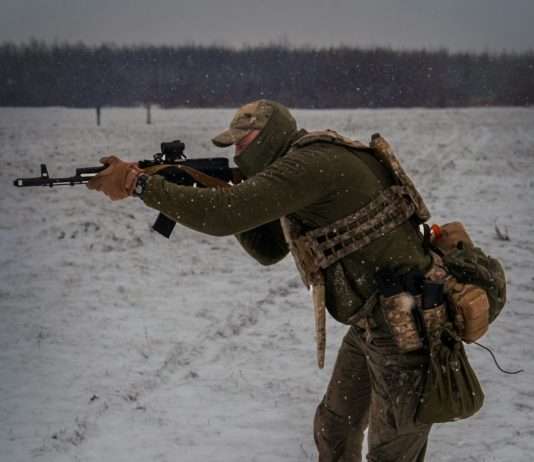 Nordkorea bestätigt Truppenentsendung nach Russland – Kampfhandlungen in der Region Kursk Ukraine_Krieg