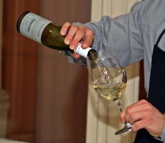 Die besten Weine zu Andouilletes und Tripes à la Caen: Ein Leitfaden Sommelier