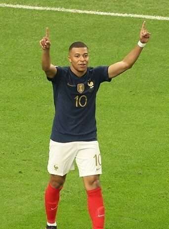 60,9 Millionen Euro für Mbappé – wie das Arbeitsrecht den PSG einholt Kylian-Mbappe