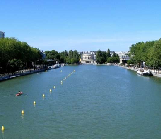 Mutiger Migrant: Nouari rettet Frau vor dem Ertrinken im Bassin de la Villette Bassin_de_la_Vilette_vers_Rotonde