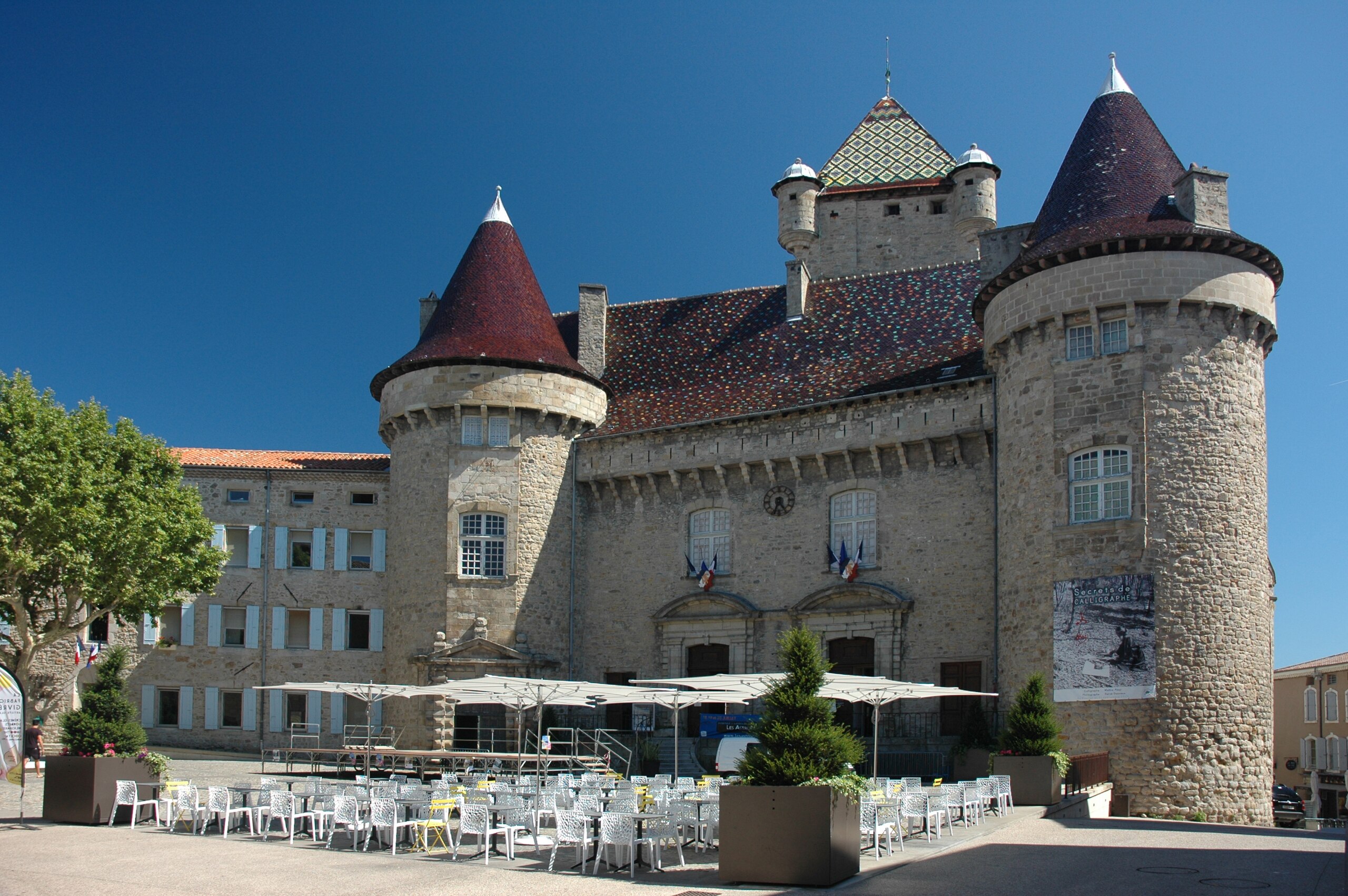 Ardèche: Das mittelalterliche Château d'Aubenas wird zum Zentrum für zeitgenössische Kunst