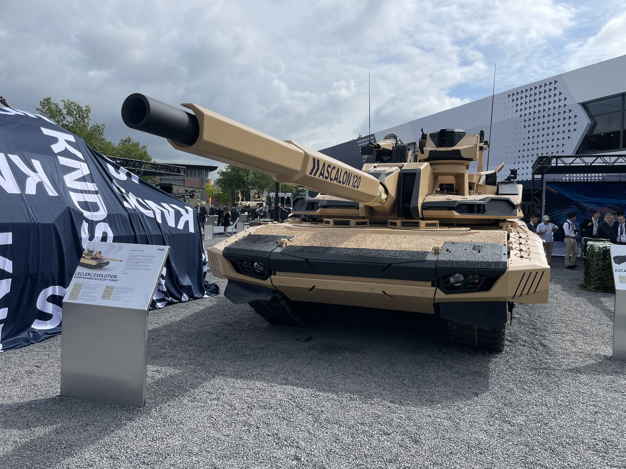 Eurosatory 2024: Die Zukunft der französischen Verteidigungspolitik unter der Lupe