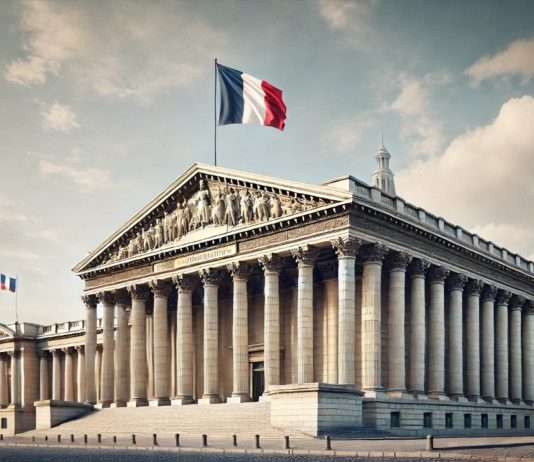 Spannung im Elysée: Was darf man von den politischen Konsultationen von Emmanuel Macron erwarten? Illustration_Nationalversammlung