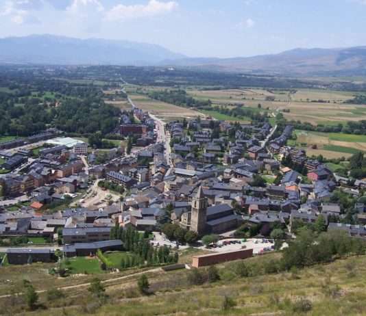 Llivia: Eine katalanische Enklave in Frankreich Llivia