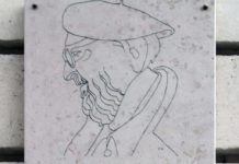 Die Fondation Abbé Pierre: Ein Leuchtfeuer der Hoffnung für die Armen in Frankreich Plaque_Abbé_Pierre,_32_rue_des_Bourdonnais,_Paris_1
