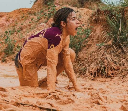 Moselle: Ein Lauf durch Schlamm und Schweiß Schlamm_Rennen