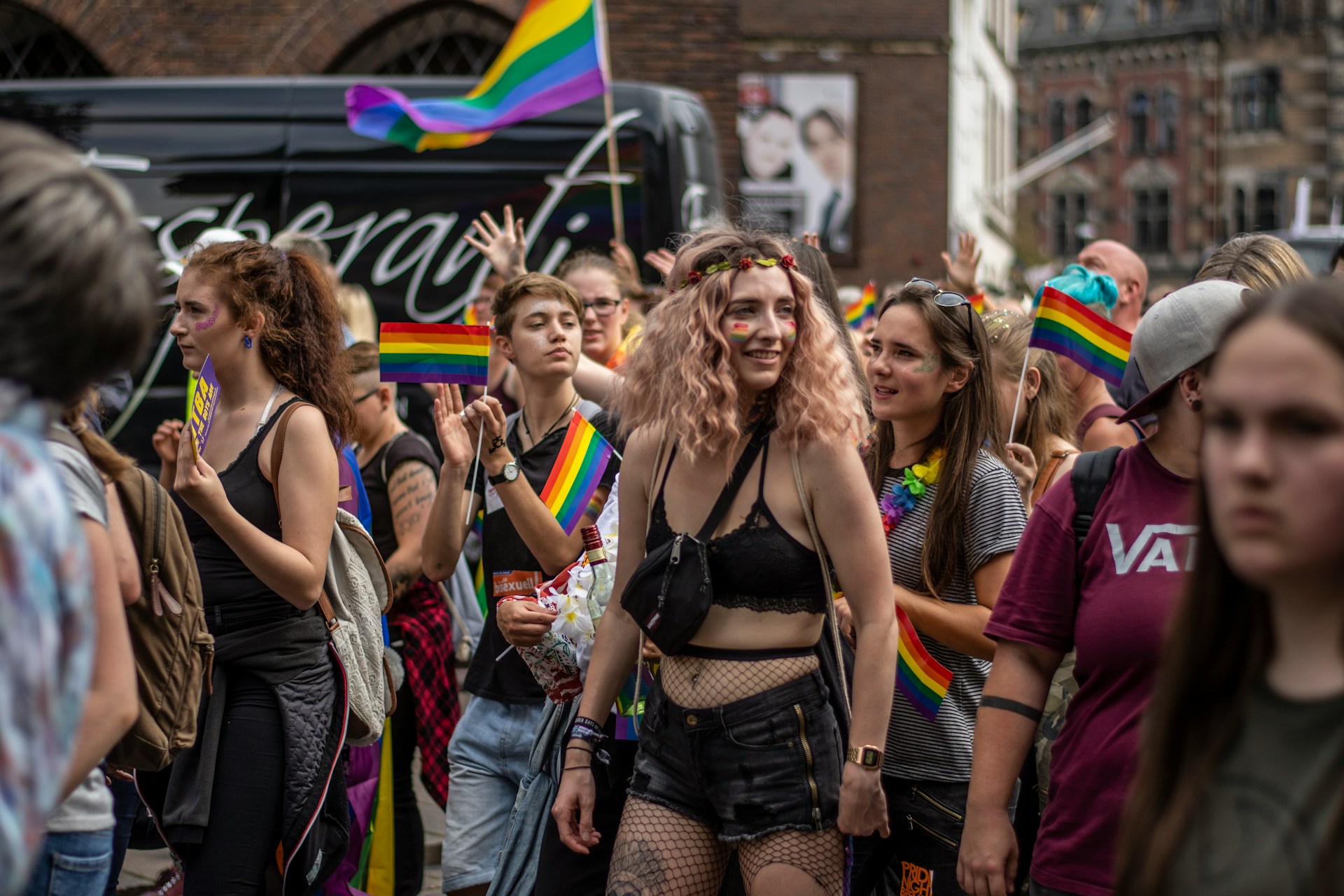 Editorial: Christopher Street Day - Ein Fest der Vielfalt und Freiheit