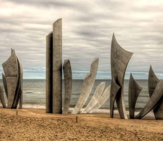 Normandie 2025: Erinnern für die Ewigkeit – Der 81. Jahrestag des D-Day D-Day_Omaha_Beach