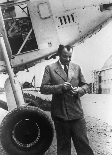 Antoine de Saint-Exupéry verschwand am 31. Juli 1944 - das Rätsel seines letzten Fluges ist seit 24 Jahren gelöst