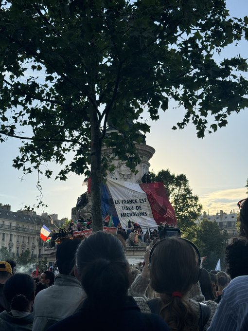 Jubel und Protest: Frankreich feiert das Ergebnis der Parlamentswahlen