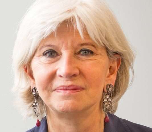 Zwist im linken Lager: Das Ringen um Kandidaten für den Posten als Ministerpräsident Laurence_Tubiana_Wiki