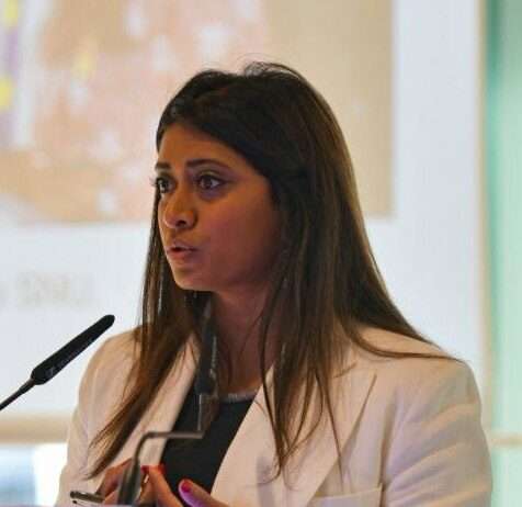 Parlamentswahl 2024: Regierungssprecherin Prisca Thevenot bei Plakataktion angegriffen Prisca_Thevenot_2023_(Wikipedia)