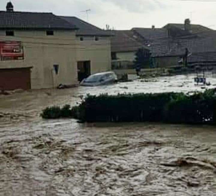 Unwetter in Haute-Marne: Fünf Personen nach Überschwemmungen ins Krankenhaus eingeliefert