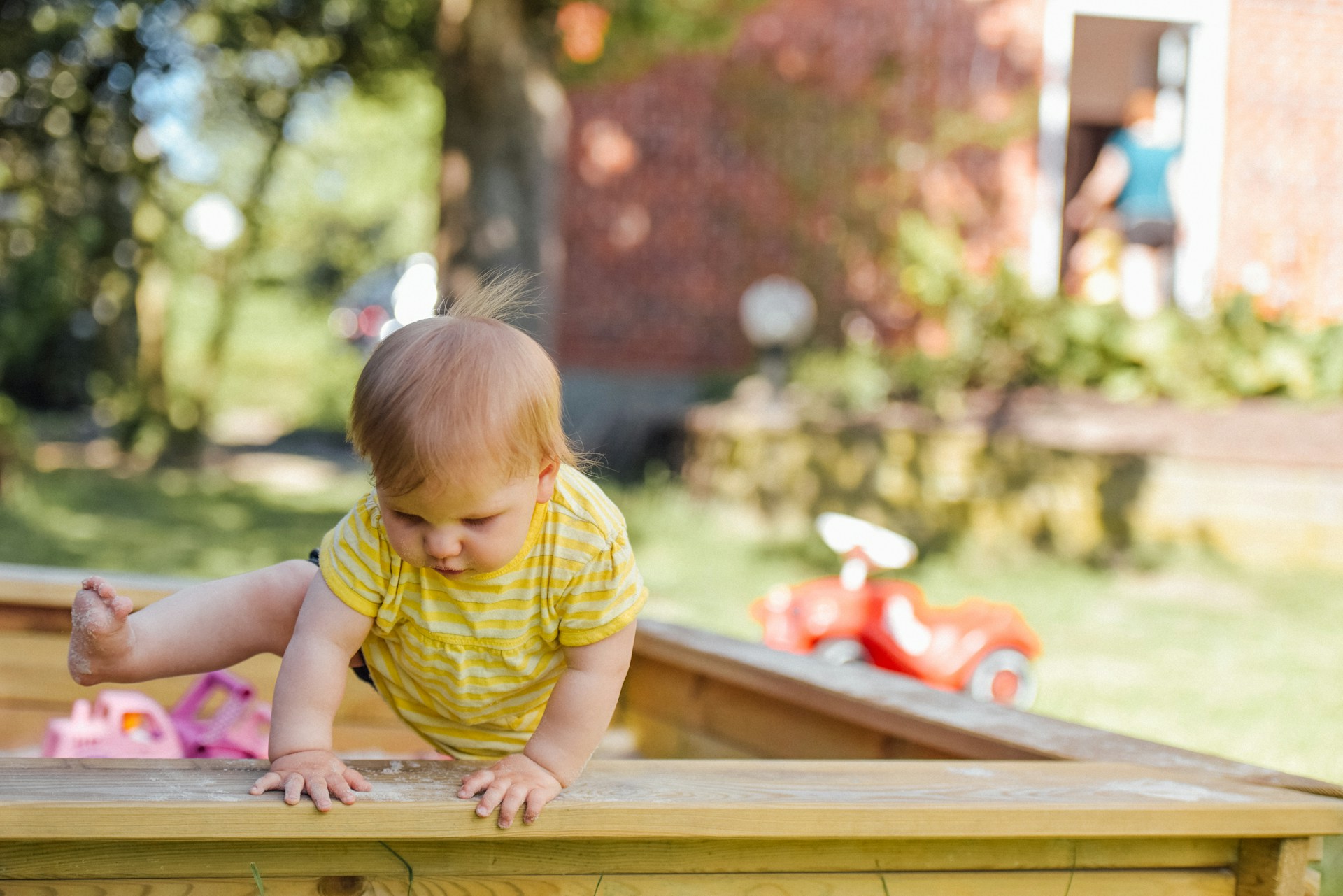 Sommerhitze und Babys: So schützen Sie Ihre Kleinsten