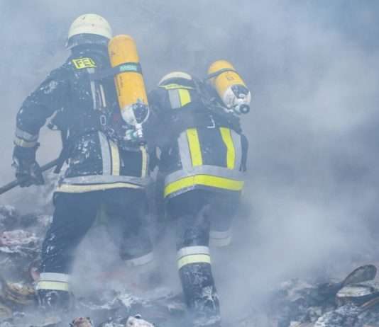 Ohnmacht gegenüber den Flammen – Die Tragödie von Montmoreau Feuerwehr