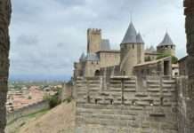 Die fünf Söhne von Carcassonne: Ein Reiseabenteuer im Herzen der Katharer Carcassonne