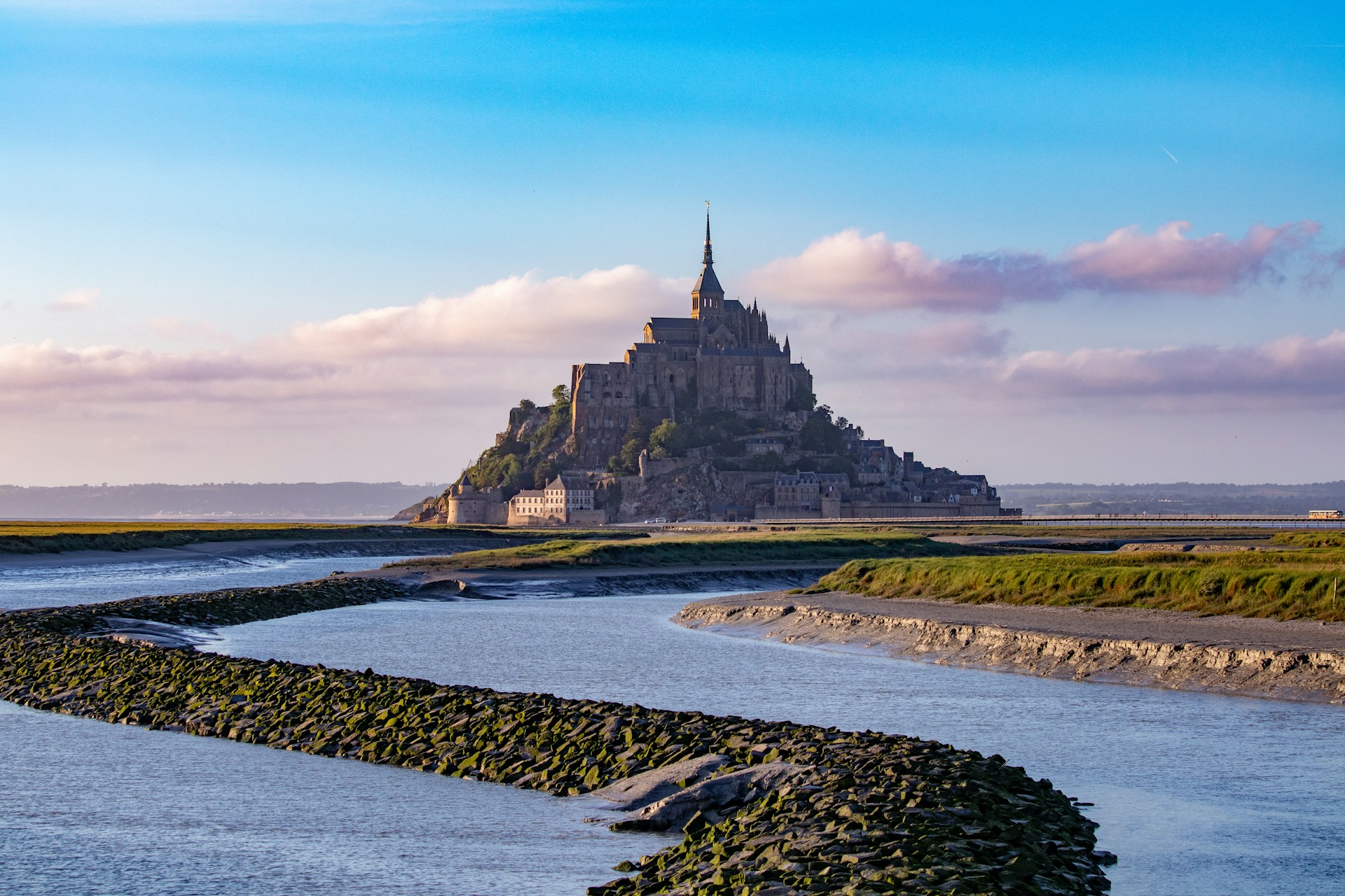 Auf Schusters Rappen: Vom Mont-Saint-Michel zum Zauberwald Brocéliande