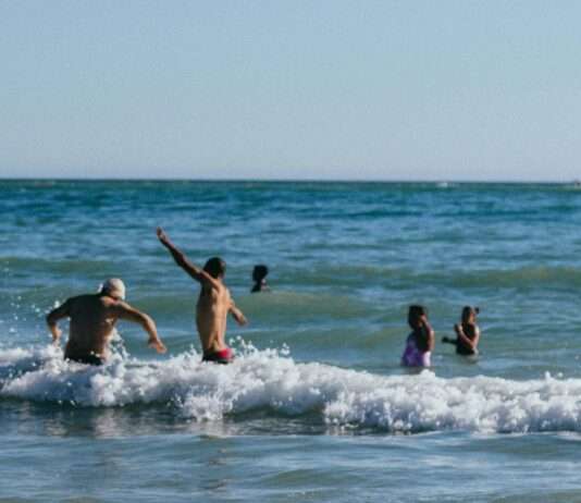 Alarmierende Zunahme von Badeunfällen in den Alpes-Maritimes: Feuerwehr ruft zur Vorsicht auf Baden_Unfall_Ertrinken