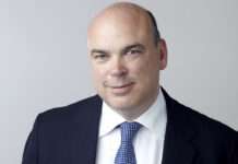 Tragödie vor Sizilien: Tech-Magnat Mike Lynch und fünf weitere Personen nach Yacht-Unglück vermisst Dr_Michael_Lynch_Wiki