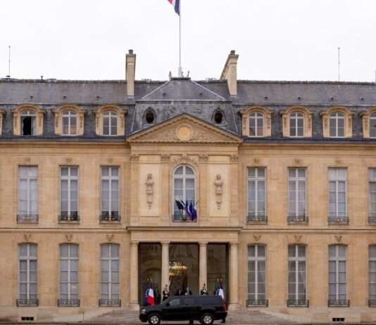 Frankreichs politische Sackgasse: Ein Land ohne klare Führung Elysee-Palast_Wiki