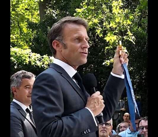 Macron und der schmale Grat der Popularität Emmanuel_Macron_Olympia_ScreenX