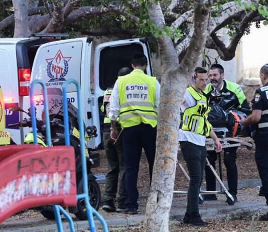 Messerangriff nahe Tel Aviv: Zwei Tote und zwei Verletzte Messerattacke_Holon