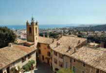 Pétanque mal anders: Das schräge Boules-Turnier mit eckigen Kugeln in Cagnes-sur-Mer Cagnes-sur-Mer