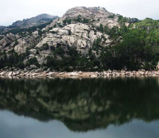 Korsika: L’Ospédale – Ein einzigartiges Erlebnis zwischen Himmel und Macchia Lac-d-Ospedale