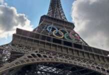 Olympische Ringe vom Eiffelturm abgenommen – neue Version soll angefertigt werden Paris_Olympia_Eiffelturm