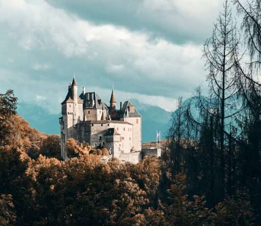 Ein Traum am Lac d’Annecy – Die Perle der französischen Alpen Menthon-Saint-Bernard