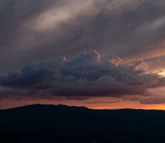 Gefangen im Starkregen: So verhältst du dich als Tourist in Frankreich bei Unwetter und Überschwemmungen Unwetter_Frankreich