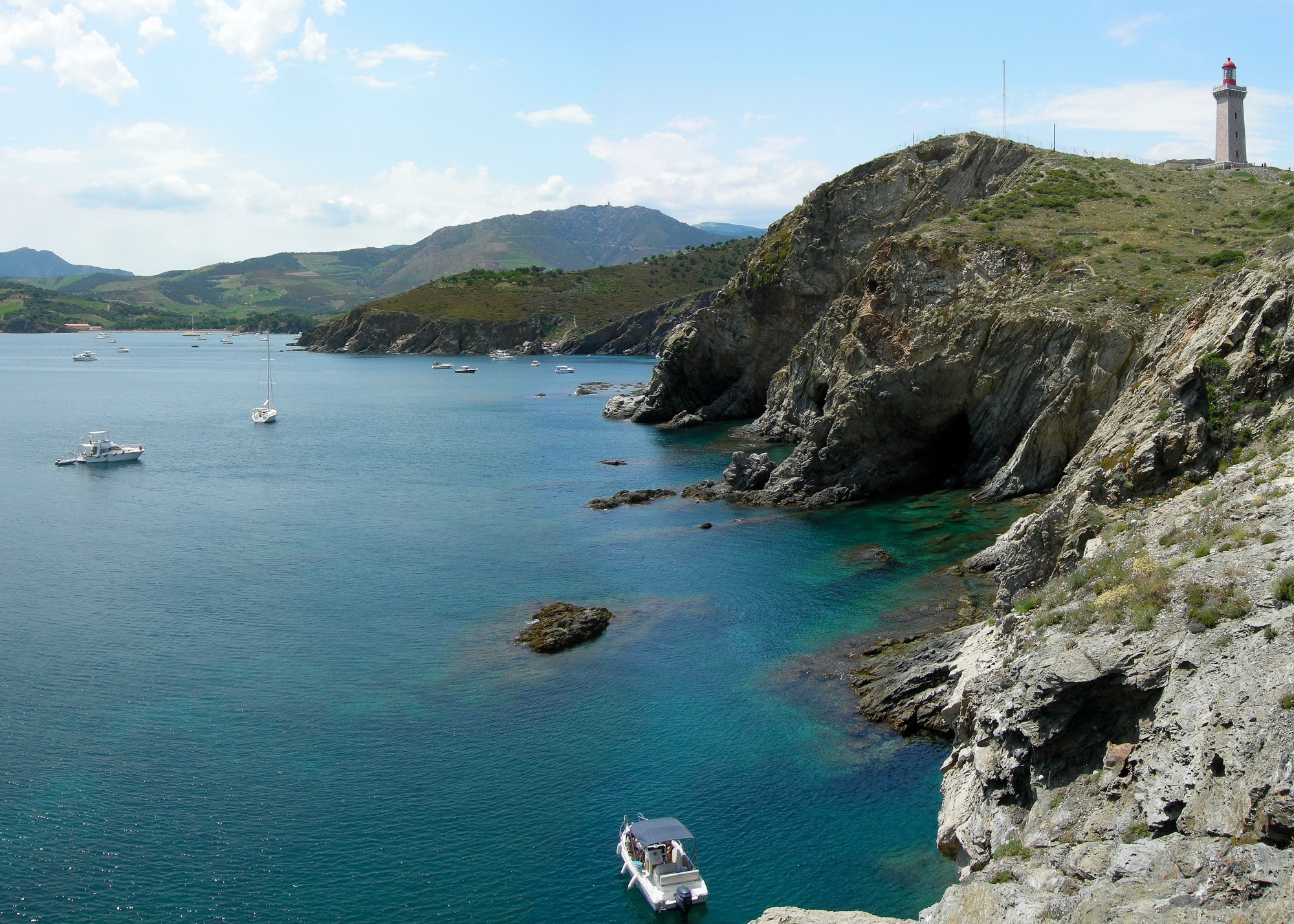 Wandern zwischen Weinbergen und Meer: Die Wunder der Côte Vermeille