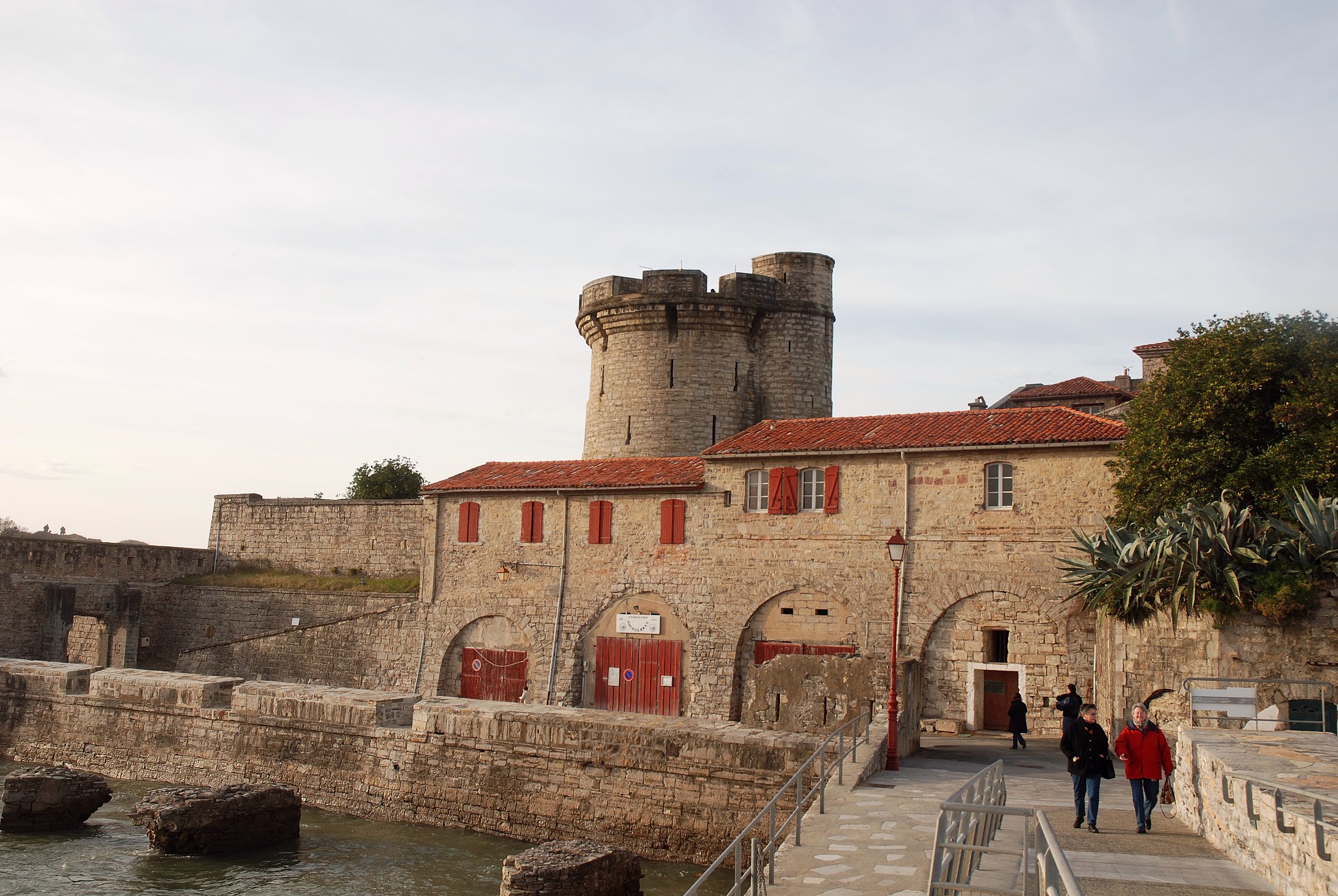 Das verborgene Juwel der Bucht von Saint-Jean-de-Luz: Die Festung von Socoa