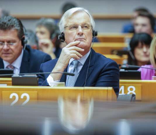 EILMELDUNG: Michel Barnier wird neuer Premierminister – Macron setzt auf Erfahrung und Konsens Michel-Barnier
